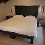 Viscuso House Aci Castello