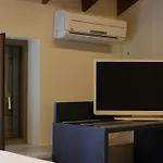 Viscuso House Konukevi Aci Castello