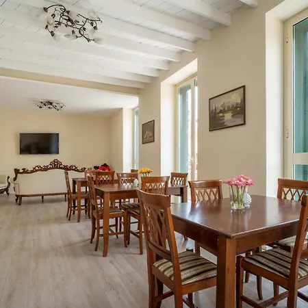 Viscuso House بيت ضيافة