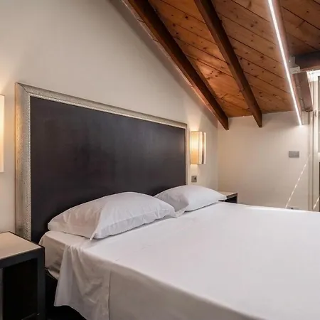 Viscuso House آتْشّي كاستيلّو