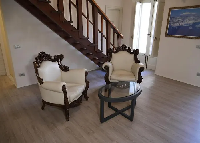 Viscuso House *